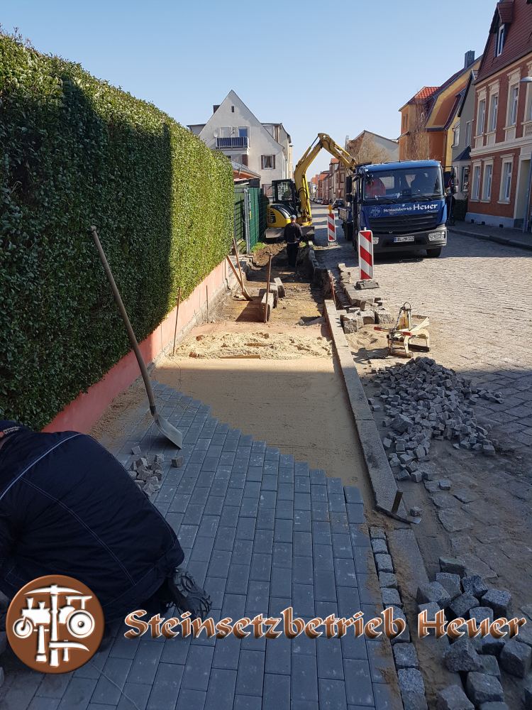 Sanitärinstallation – Steinsetzbetrieb Heuer